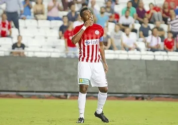 Kadro dışı kalan Eto'o'dan açıklama