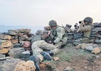 Türkiye Sincar için tetikte bekliyor