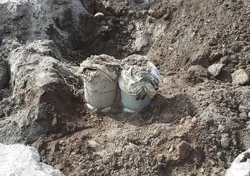 Tunceli'de el yapımı patlayıcı ele geçirildi