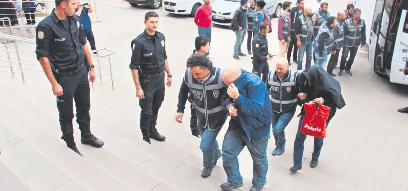 Pişman polisler ‘abi’ ve ‘abla’ları ele verdi