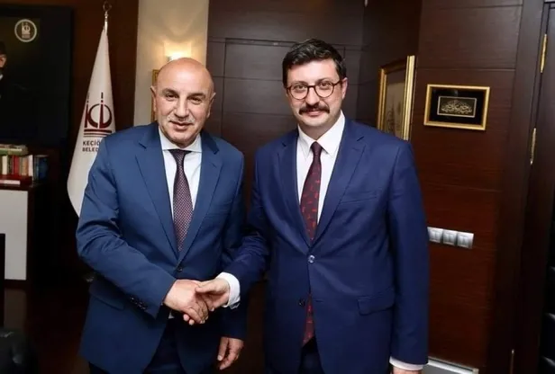 duhan-kalkan-kimdir-kac-yasinda-aslen-nereli-av-dr-duhan-kalkan-hayati-ve-kariyeri-1706080064084.jpg Duhan Kalkan kimdir, kaç yaşında, aslen nereli? Av. Dr. Duhan Kalkan hayatı ve kariyeri... - 3