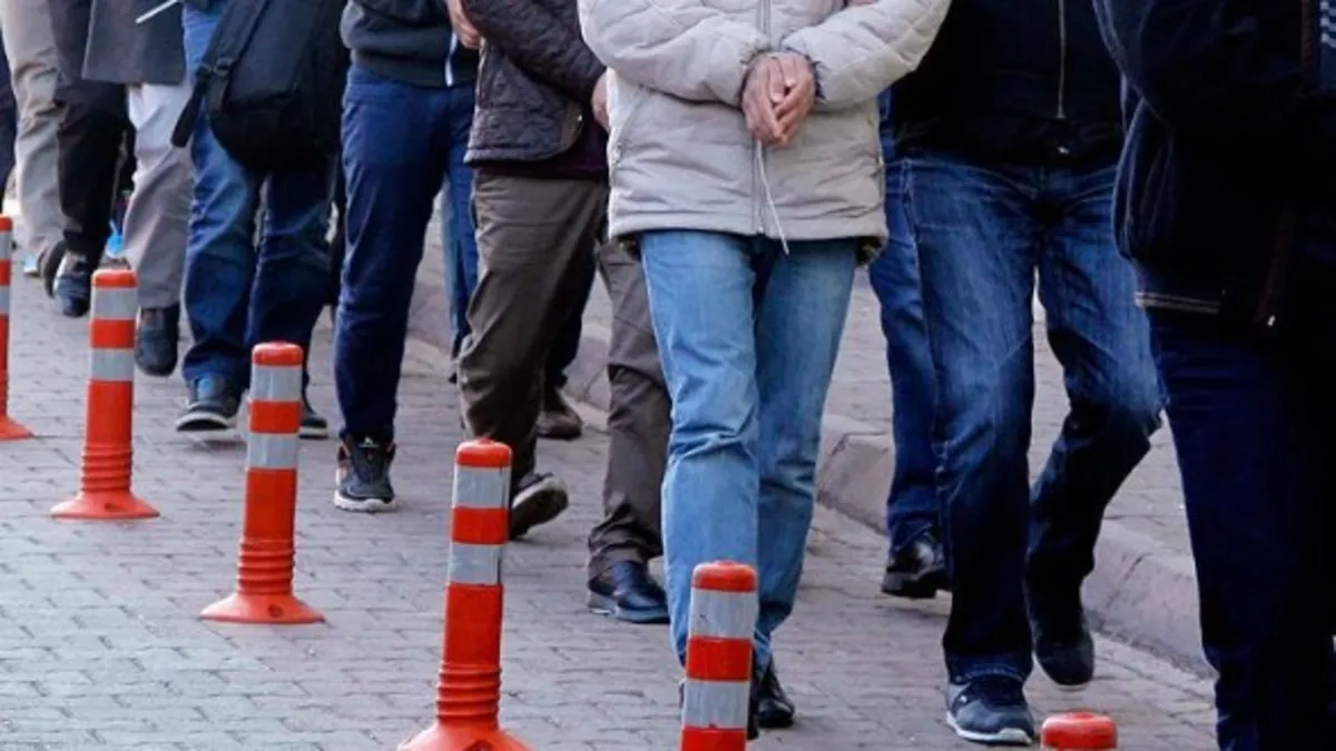 Deprem bölgesindeki hasarlı araçlarla dolandırıcılıkta gelişme: 10 tutuklama