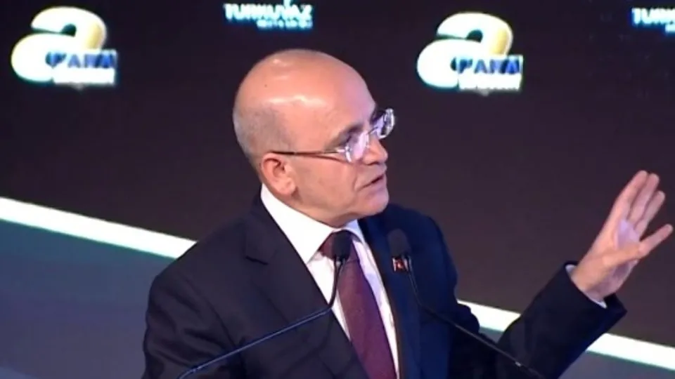 Bakan Şimşek’ten Para Sohbetleri’nde net enflasyon mesajı: Düşüş sürüyor, bazı adımlar atacağız!