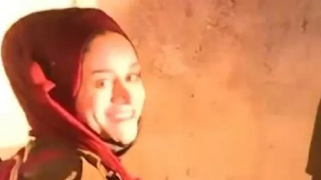 Filistinli sanatçı Afifi kendisini döverek gözaltına alan işgalci İsrailli askere gülümseyerek karşılık verdi - 5
