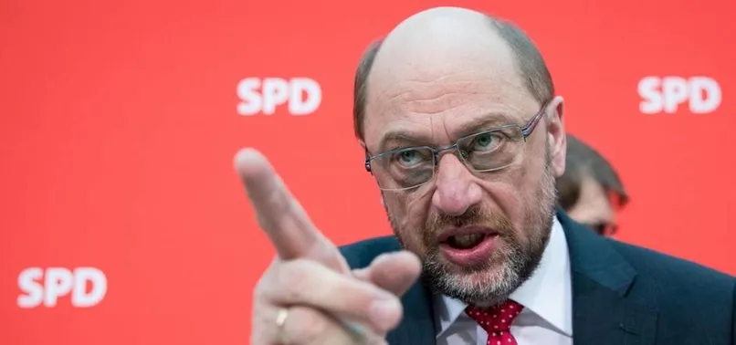 Seçimin galibi Merkel'e soğuk duş