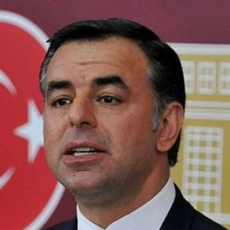 İmamoğluna salvo: Liboş liboş konuşuyorsun