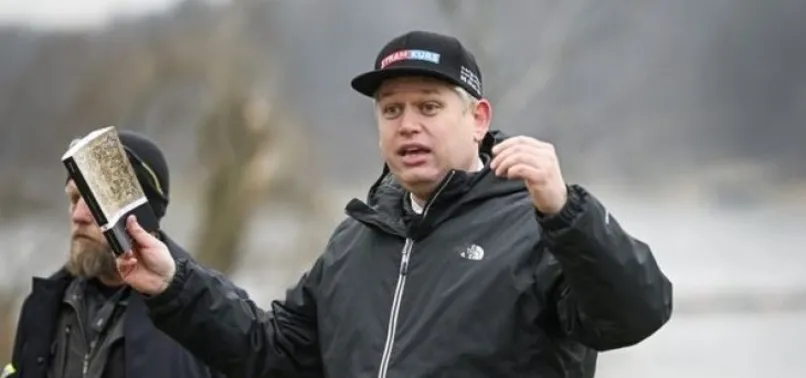 İsveç basını hükümetin PKK'lı eski vekil Amineh Kakabaveh hakkındaki planını yazdı! Tamamen kurtulmak istiyorlar