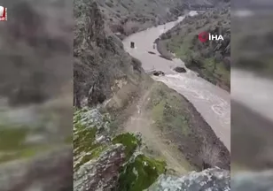 Ankara'da yağmur suyu dereleri taşırdı