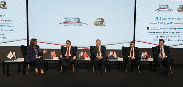 2023 vizyonu için Turkuvaz Medya’da büyük zirve! Bakan Karaismailoğlu'ndan metro müjdesi - 2