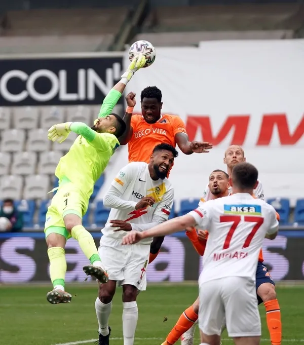 Medipol Başakşehir 3-1 Yeni Malatyaspor MAÇ SONUCU ÖZET - 5