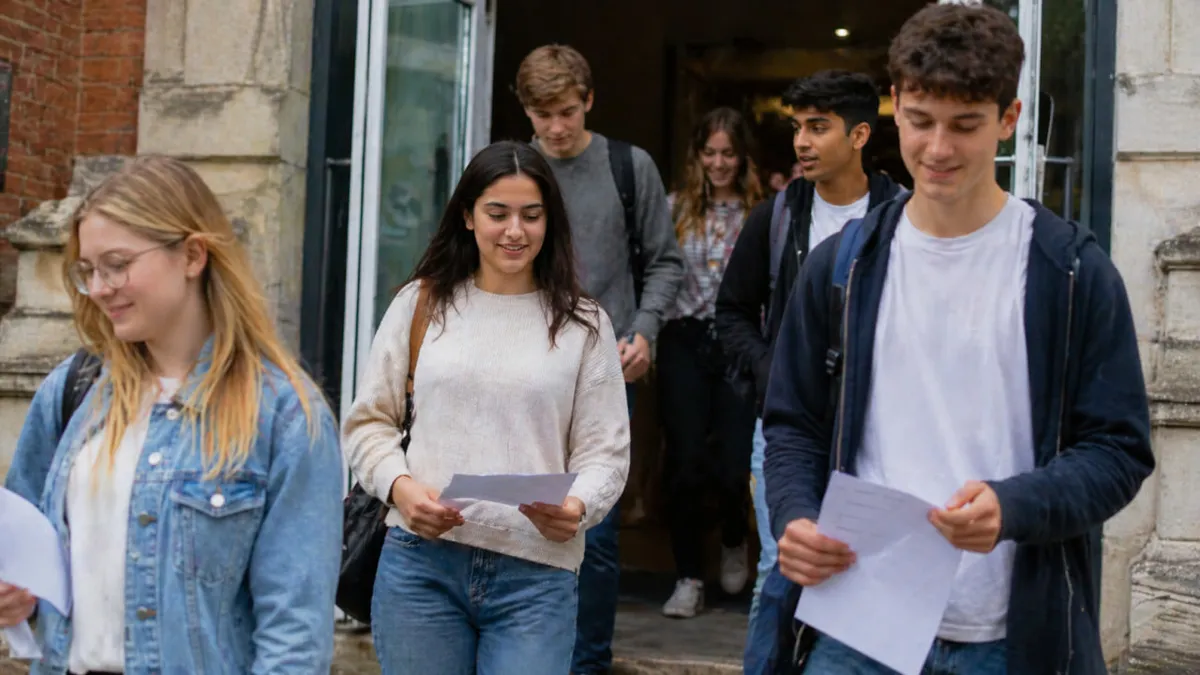 yd1-sinav-sonuclari-aciklandi-osym-yds-puani-nasil-ogrenilir-1777381331415.jpg YDS puanı öğrenme işlemi birkaç adımda hızlıca tamamlanabiliyor.