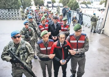 Ömer Halisdemir davasında sanık cuntacılar üç maymunu oynadı