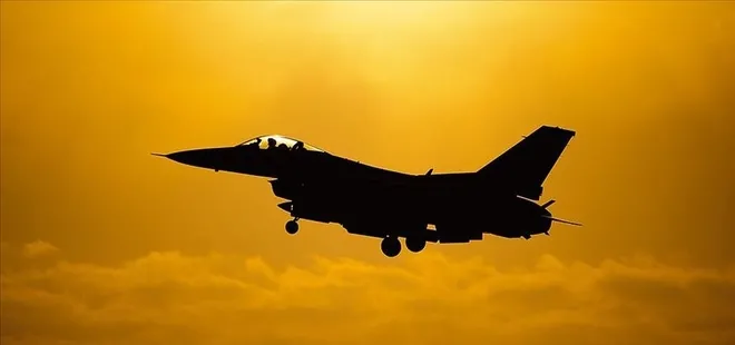 Son dakika: Mısır’da savaş uçağı düştü