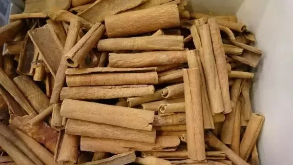 Tatlı isteğini hemen kesiyor! Tam bir doğal tatlandırıcı! İşte o baharat...