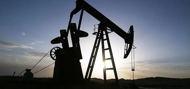 Son dakika: AB Komisyonu'ndan Rus petrolü için yaptırım hamlesi