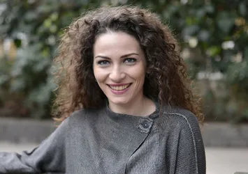 Kemal Sunal'ın kızı Ezo Sunal evlendi