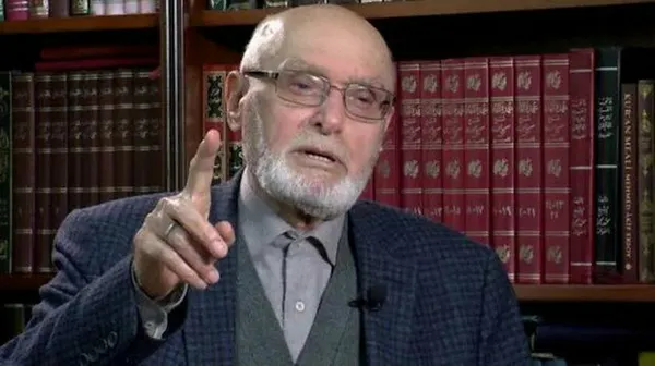 yazar-ve-akademisyen-prof-dr-ali-ozek-89-yasinda-hayatini-kaybetti-1618695138800.jpg Yazar ve akademisyen Prof. Dr. Ali Özek 89 yaşında hayatını kaybetti - 1