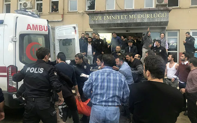 Rize Emniyet Müdürü Altuğ Verdi vuruldu