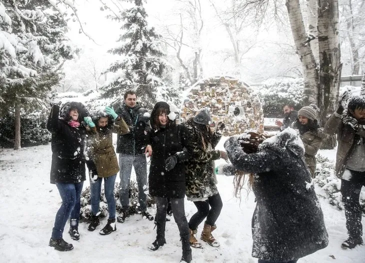 Ankara’da okullar tatil mi? Ankara’da okullara kar tatili var mı? Ankara’da 25 Aralık Salı günü okullar tatil mi?