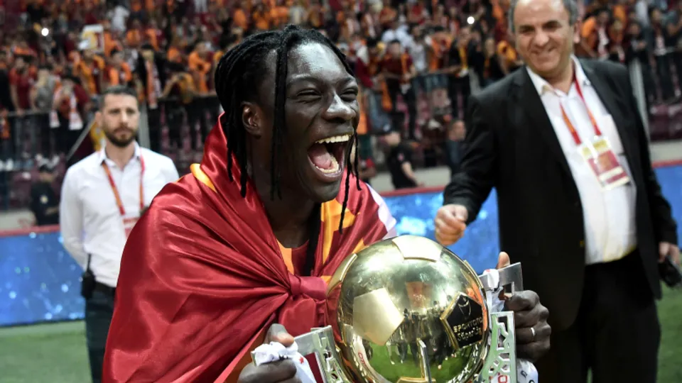 Galatasaray'da şok ayrılık! Gomis gidiyor...
