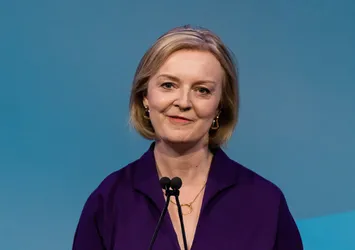 Rusya gazı kesti Avrupa kışa hazırlanıyor! Liz Truss göreve başlamadan planı sızdı