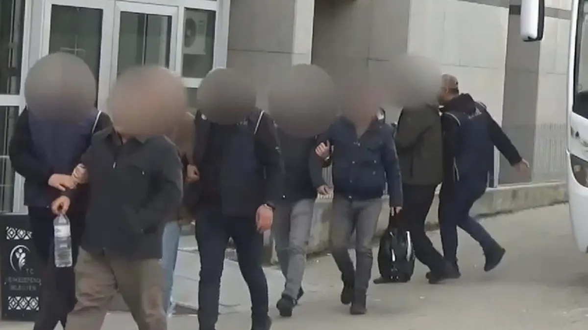 Denizli'de FETÖ operasyonu: 3 tutuklama