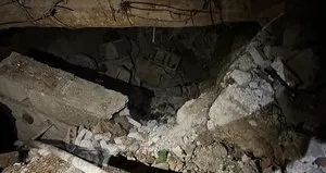 Bina çöktü! 2 kişi ölümden döndü