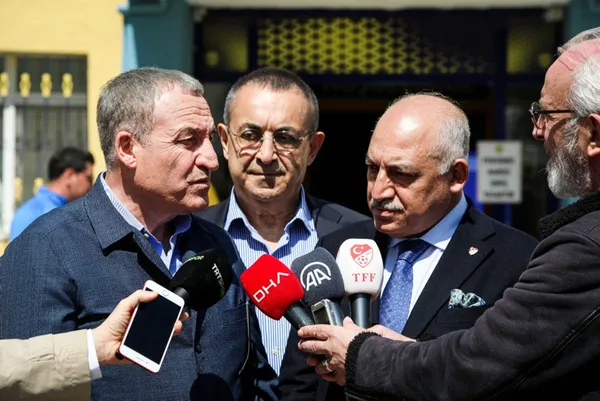 tffden-resmi-aciklama-geldi-stefan-kuntz-ile-yollar-ayrildi-mi-1683199053881.jpg TFF'den resmi açıklama geldi! Stefan Kuntz ile yollar ayrıldı mı? - 3