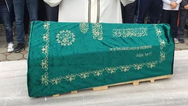 1647337210326.jpeg Tabutu açtıklarında facia ile karşılaştılar! Evlat acısı yaşayan anneye büyük şok - 3