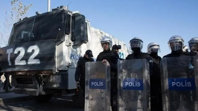 son-dakika-hakkaride-15-gunluk-yasak-1651597190280.jpg Son dakika: Hakkari'de 15 günlük "yasak" - 3