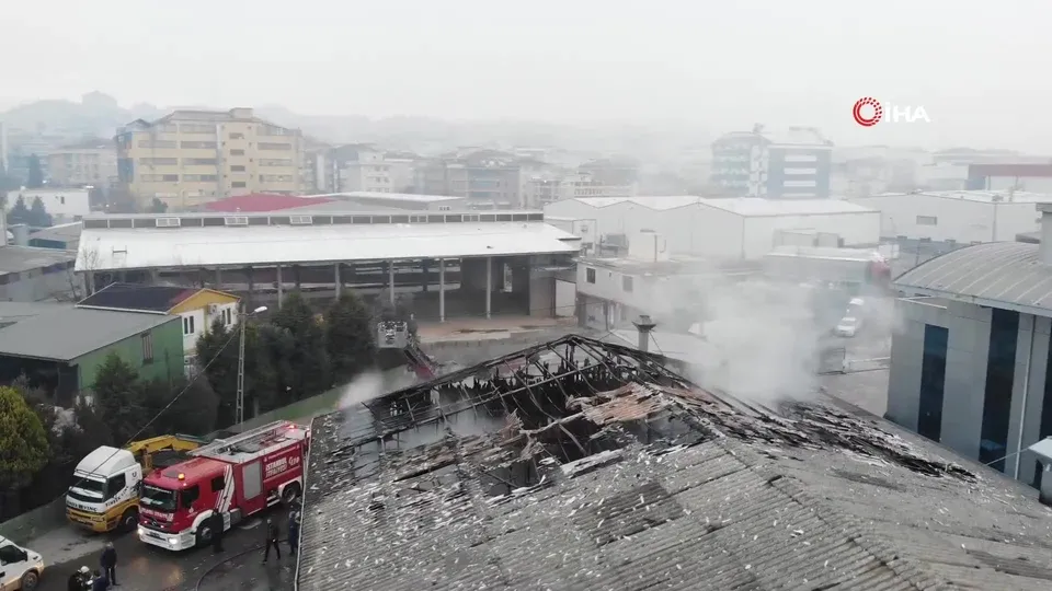 İstanbul Pendik’te fabrikada korkutan yangın! |Video