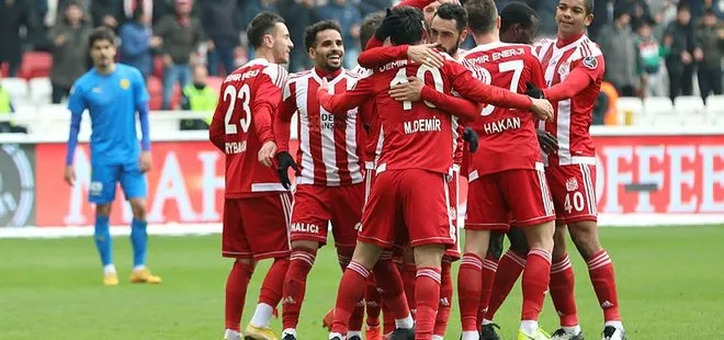 Sivasspor, Ankaragücü’nü 4-0 mağlup etti