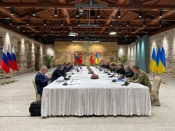 Son dakika: Ukrayna: Putin ve Zelenskiy görüşmesi büyük ihtimal Türkiye'de olacak - 1
