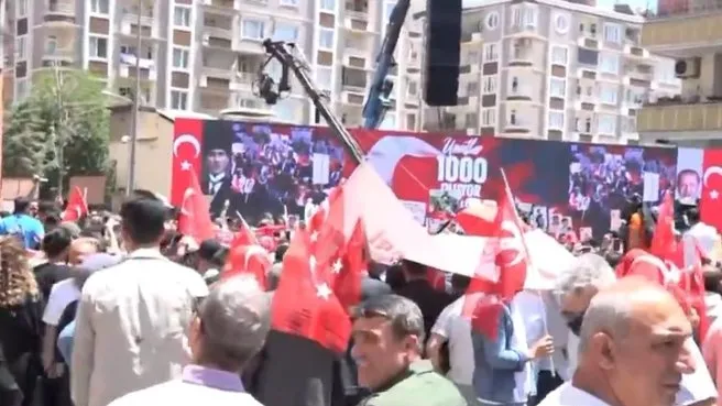 Evlat nöbetinin 1000. günü! Başkan Erdoğan annelere seslendi: Terör örgütü meydanın boş olmadığını gördü