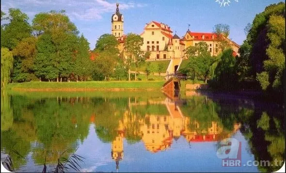 Sınırları küçük, teknolojide dünyaya kafa tutuyor! 21