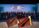 NATO Zirvesinde her lidere özel hediye