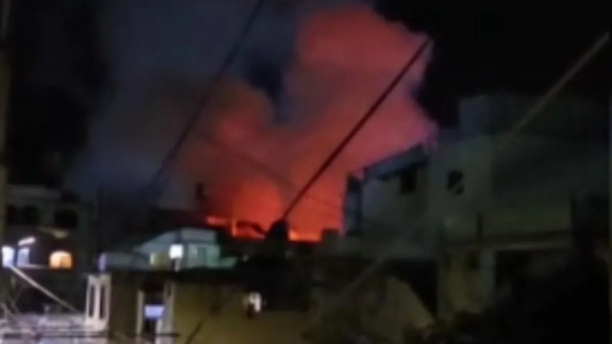 Katil İsrail'den Lübnan'ın güneyine saldırı! Ölü ve yaralılar var