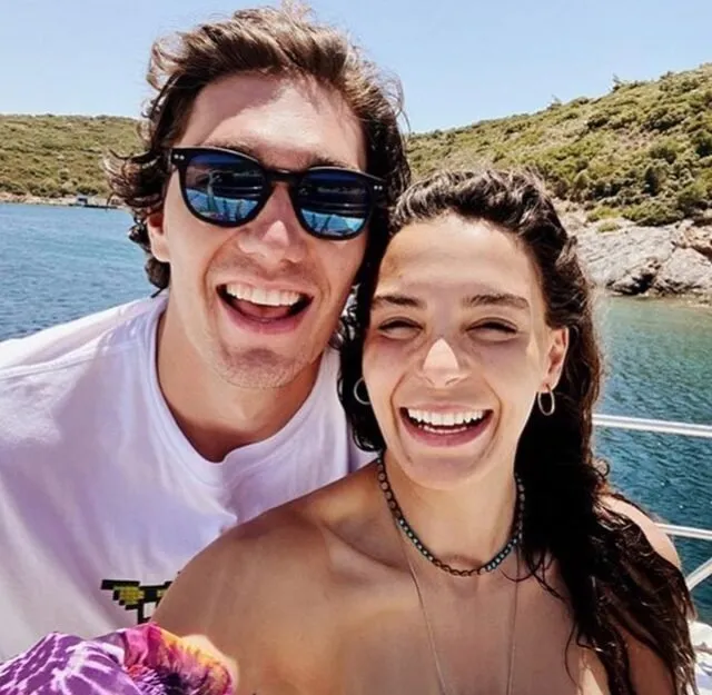 Hercai’nin yıldızı Ebru Şahin ve Cedi Osman’ın aşk paylaşımına beğeni yağdı!