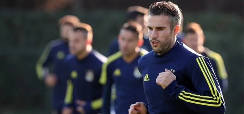 FIFA Persie için 1,5 milyon dolar ödedi