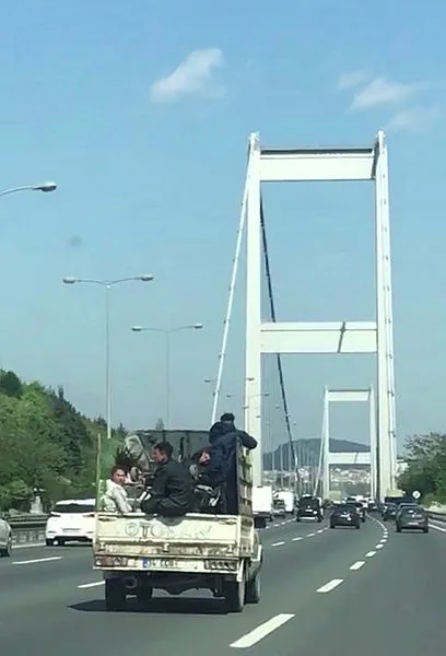 FSM Köprüsü'nde tepki çeken an! Tehlikeye davetiye çıkardılar - 1