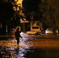 Sağanak yağış denizi taşırdı İzmir sular altında kaldı: Hiçbir önlem aldıkları yok hepsi yalan!