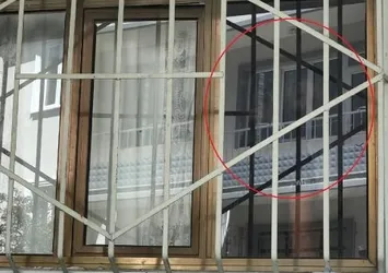 Bursa’da şoke eden olay! Boğazına bıçak dayayıp, kendini odaya kilitledi
