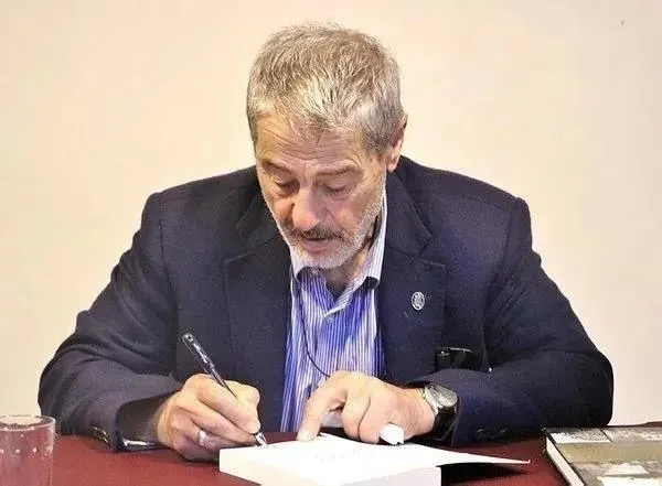 Sadık Albayrak’ın mücadelelerle dolu hayatı belgesel oldu! İlme adanmış bir ömür! Benim inancım İslam, ne kapitalizm ne de sosyalizmdir