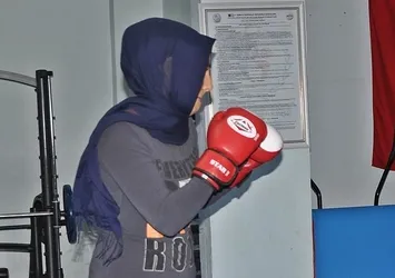 Boks Federasyonundan başörtüsü hamlesi