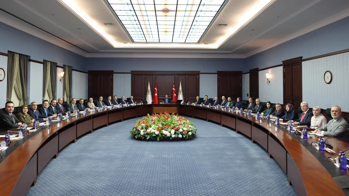 AK Parti MYK'nın perde arkası netleşti: Başkan Erdoğan’dan dijital tehlikeye karşı büyük taarruz çağrısı