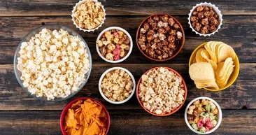 Canınız tuzlu bir şeyler mi çekiyor? Uzmanlardan 9 sağlıklı atıştırmalık önerisi