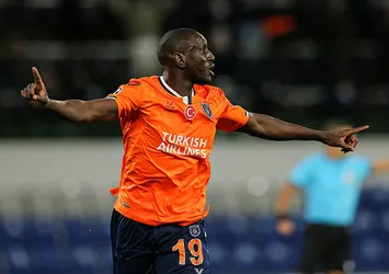 Demba Ba Şampiyonlar Ligi'nde tarihe geçti
