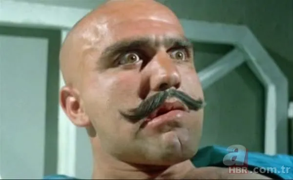 Kemal Sunal'ın başrol oynadığı Avanak Apti filminin oyuncusu Yadigar Ejder hayat hikayesiyle gözyaşlarına boğdu 3