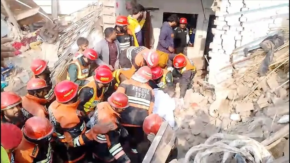 Pakistan'da tutkal fabrikasında patlama: Çok sayıda ölü ve yaralı var