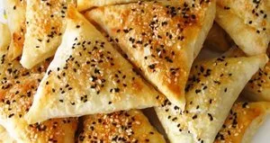 Soğanlı muska böreği nasıl yapılır?